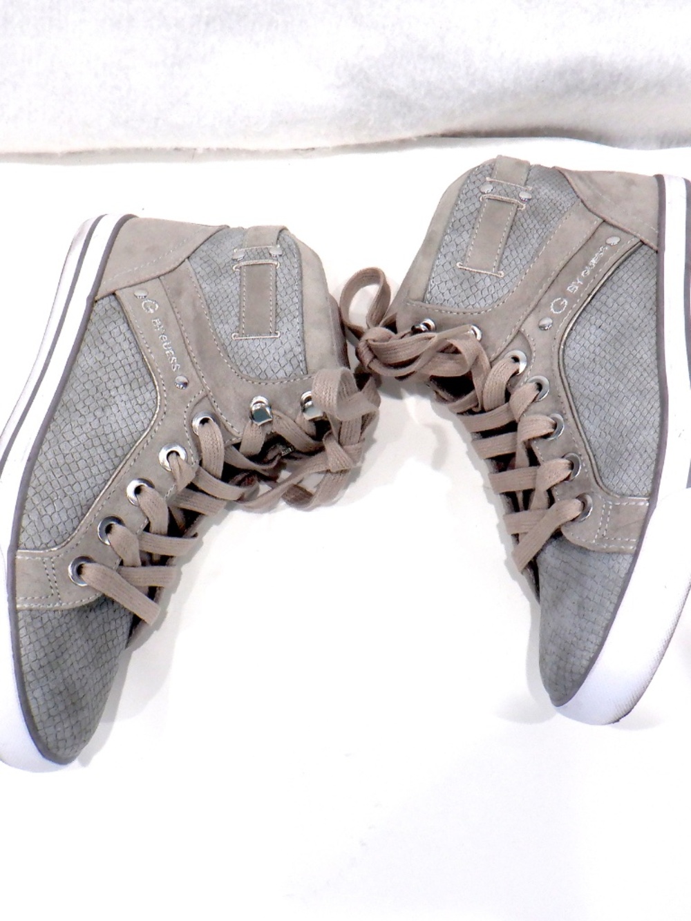 G by Guess Women's Mid-top Sneakers Size 7 - Picture 7 of 15